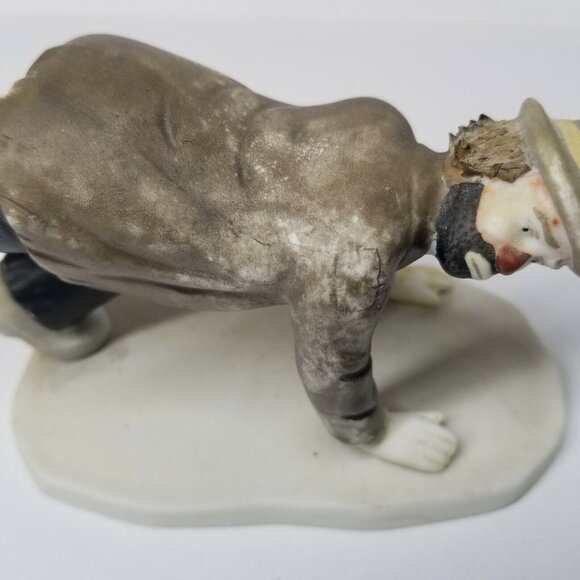 Emmett Kelly Jr Clown Figure by Flambro From Frankemuth Gallery Planking Sad - Picture 10 of 10